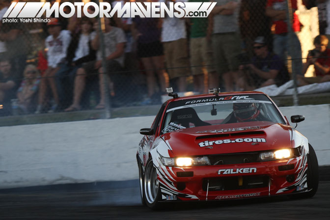 Formula Drift Seattle Evergreen Speedway 2011 drifting Daijiro Yoshihara