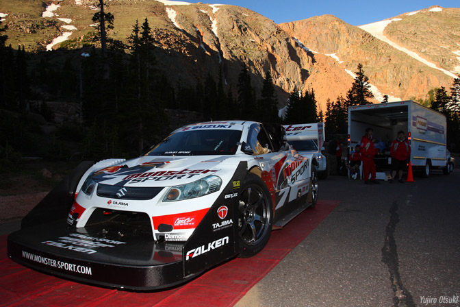 Monster Tajima Monster Sports Escudo Suzuki Falken Pike's Peak Colorado PPIHC Hillclimb 2010