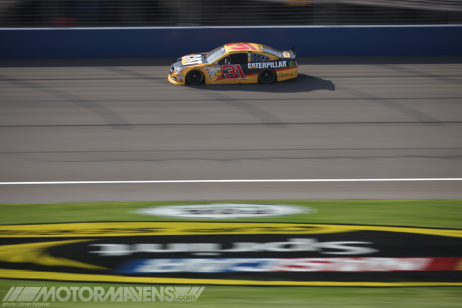 NASCAR, SPRINT CUP, OLIVER PETALVER, DANICA PATRICK, KYLE BUSCH, FONTANA, AUTO CLUB SPEEDWAY, MOTORMAVENS, NATIONWIDE SERIES, TOYOTA, FORD, CHEVY, CHEVROLET, GOODYEAR TIRES, TRAVIS PASTRANA, RICHARD PETTY