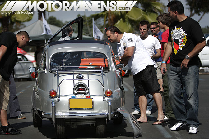 Bimmerfest BMW Isetta 2010 Pasadena Rose Bowl